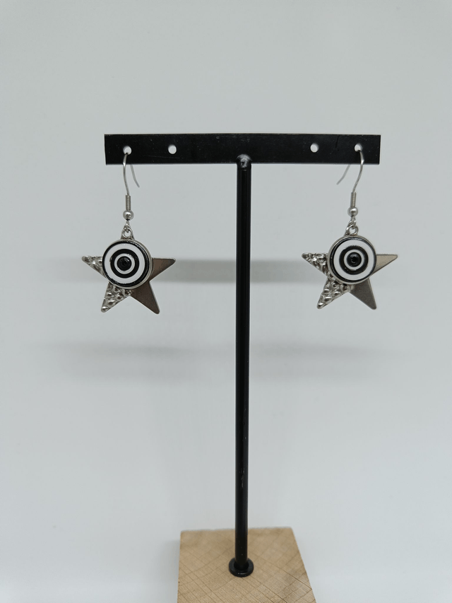 Boucles d'oreilles Etoiles noires et blanches